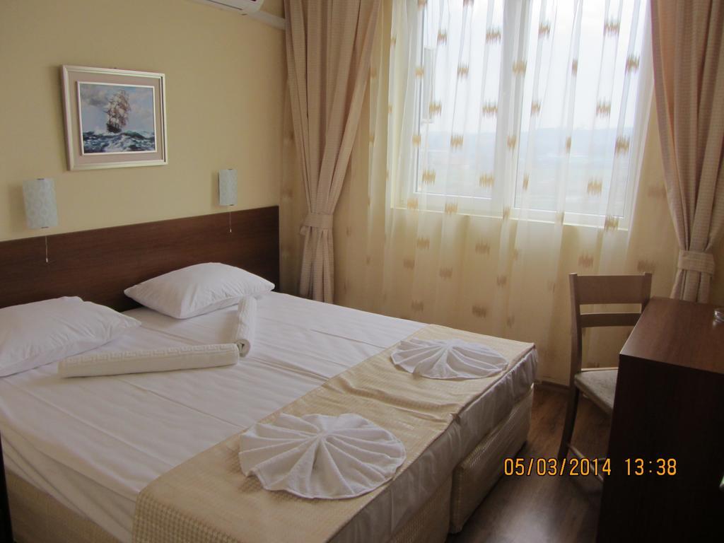 Stephanovy Guest House Sozopol Phòng bức ảnh